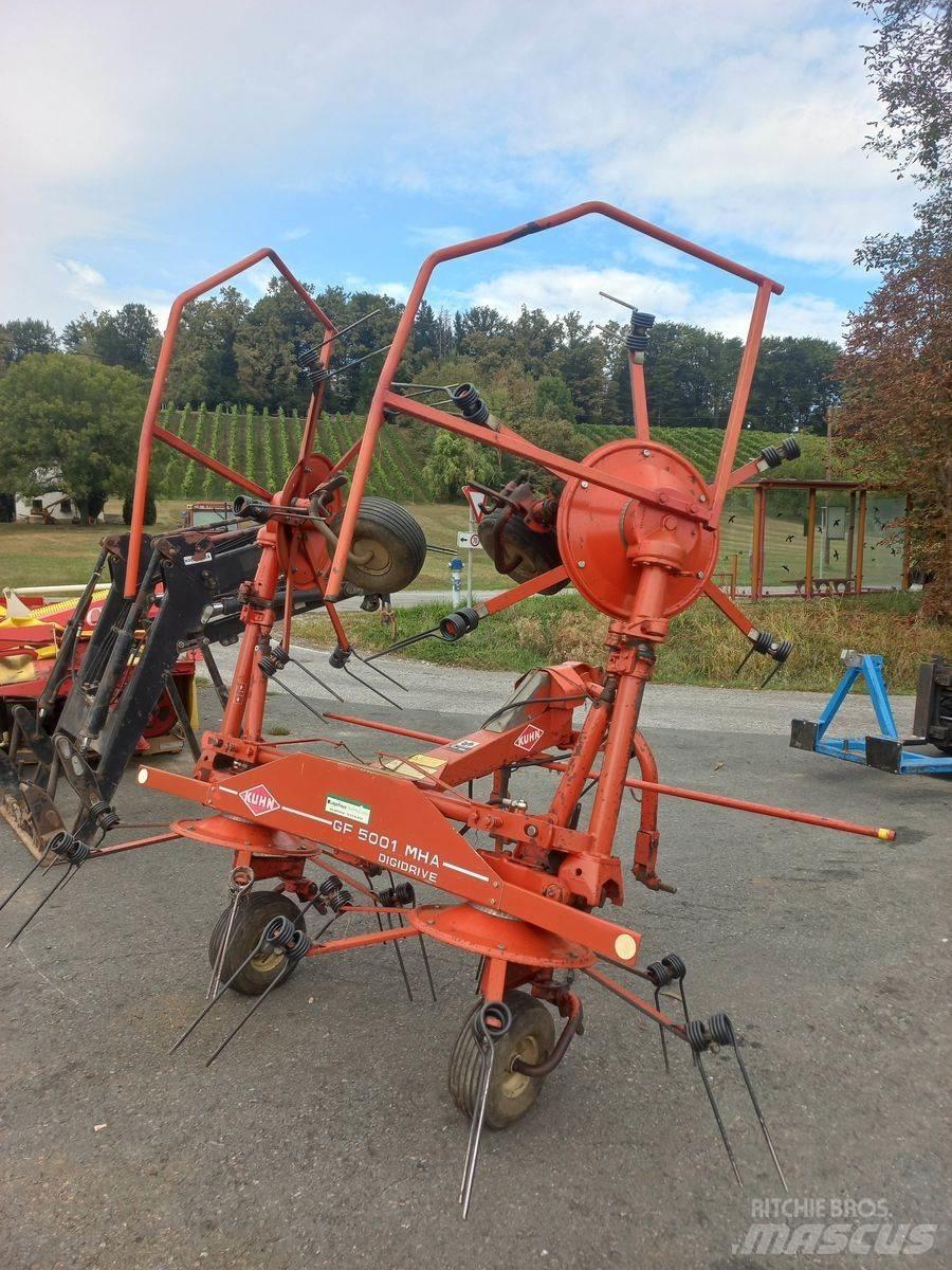 Kuhn GF 5001 Rakes and tedders