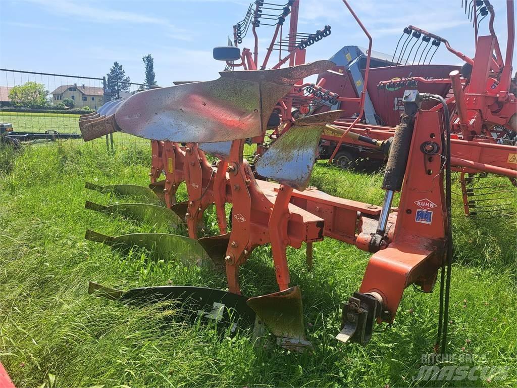 Kuhn Master 120 Conventional ploughs