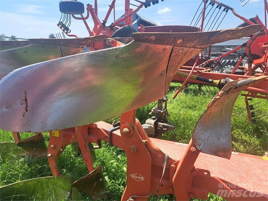 Kuhn Master 120 Conventional ploughs