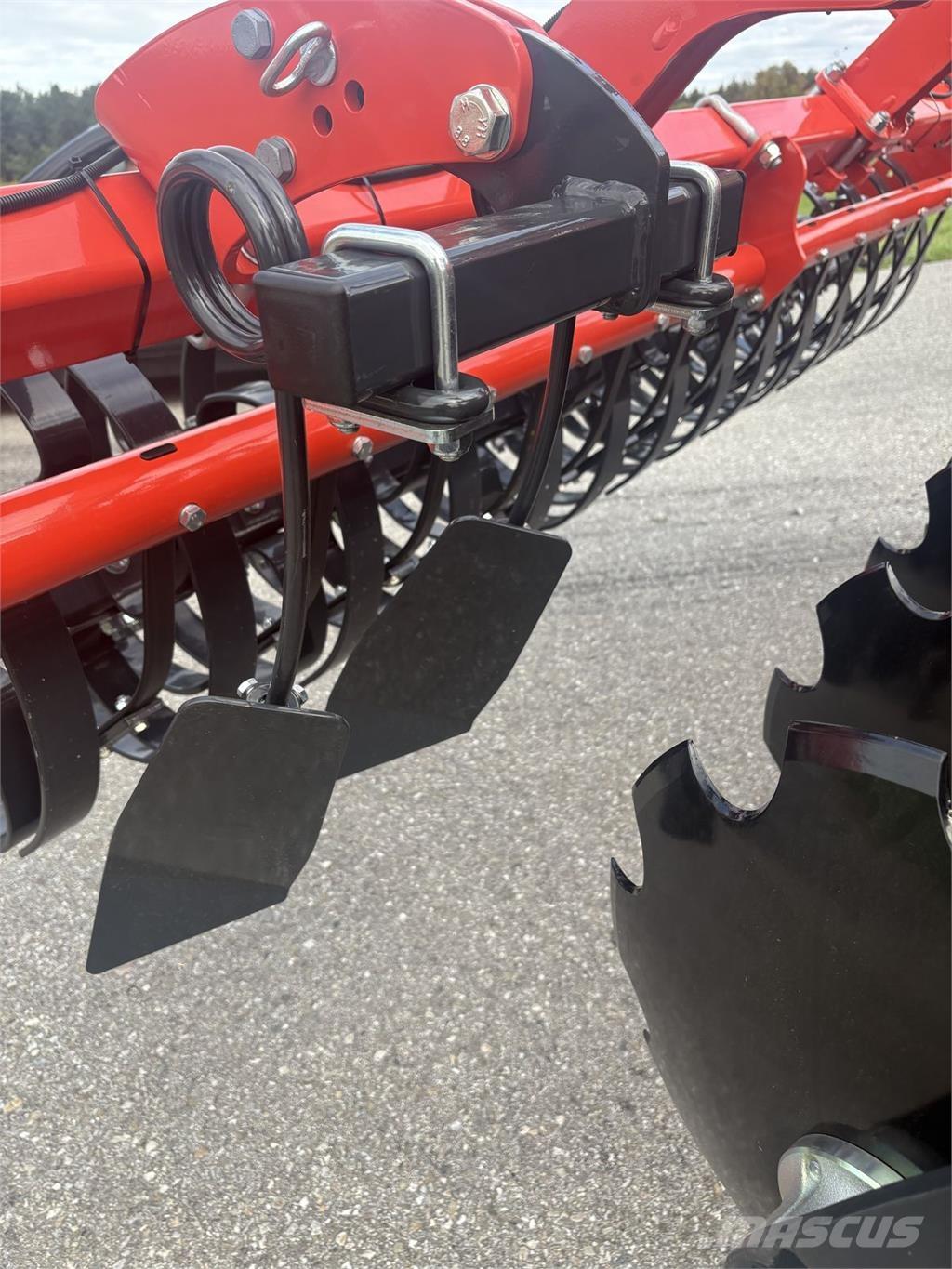 Kuhn Optimer L 300 Disc harrows