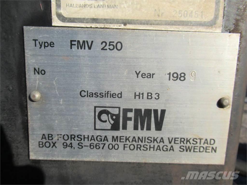 Moheda 7 + FMV 250 Forest trailers