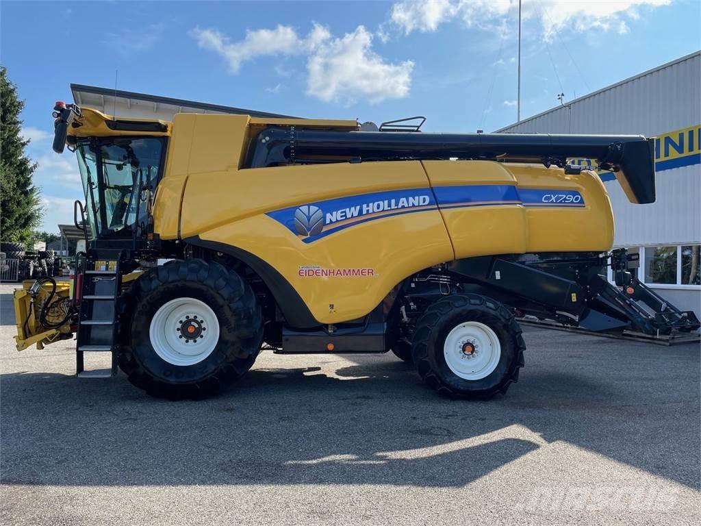 New Holland CX 7.90 Combine harvesters