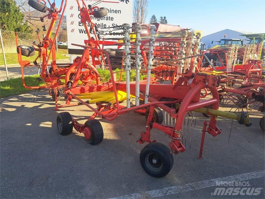 Pöttinger Top 421 N Swathers