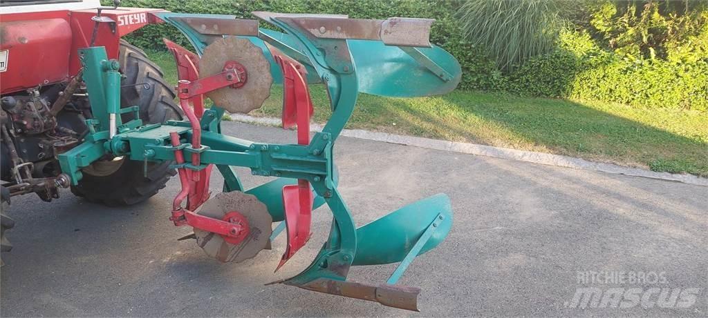 Regent 2 Schar Conventional ploughs