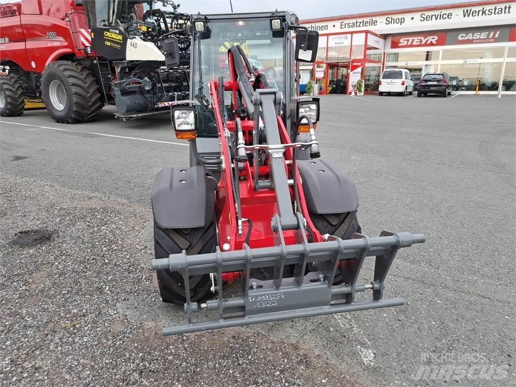 Weidemann 1260 LP Front loaders and diggers