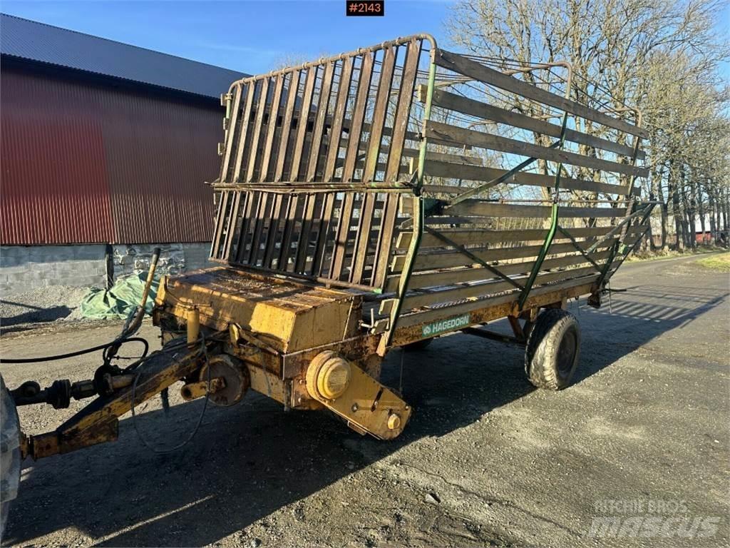 Hagedorn LL Self loading trailers