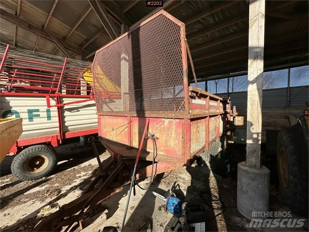 JF ST70 Manure spreaders
