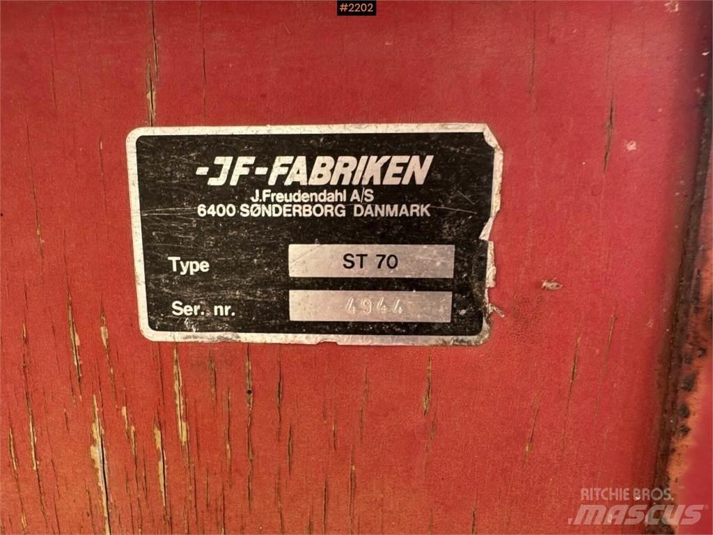 JF ST70 Manure spreaders