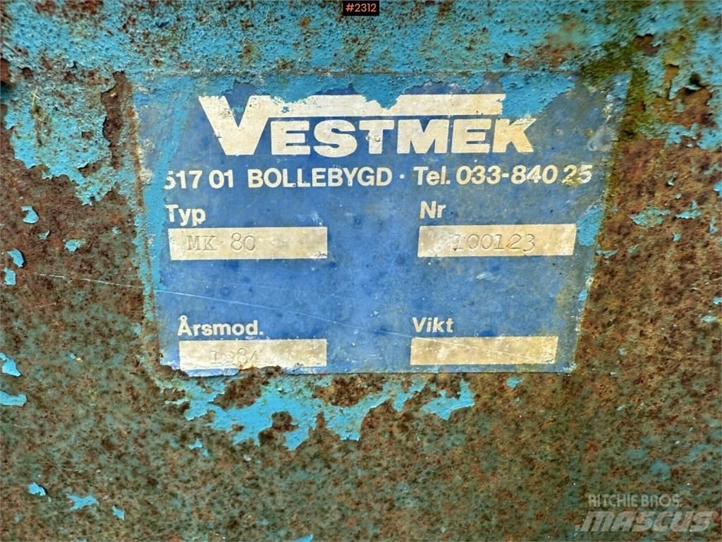 Vestmek MK 80 Construction - Others
