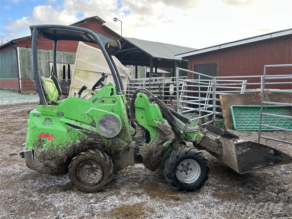 Avant 420 Front loader accessories