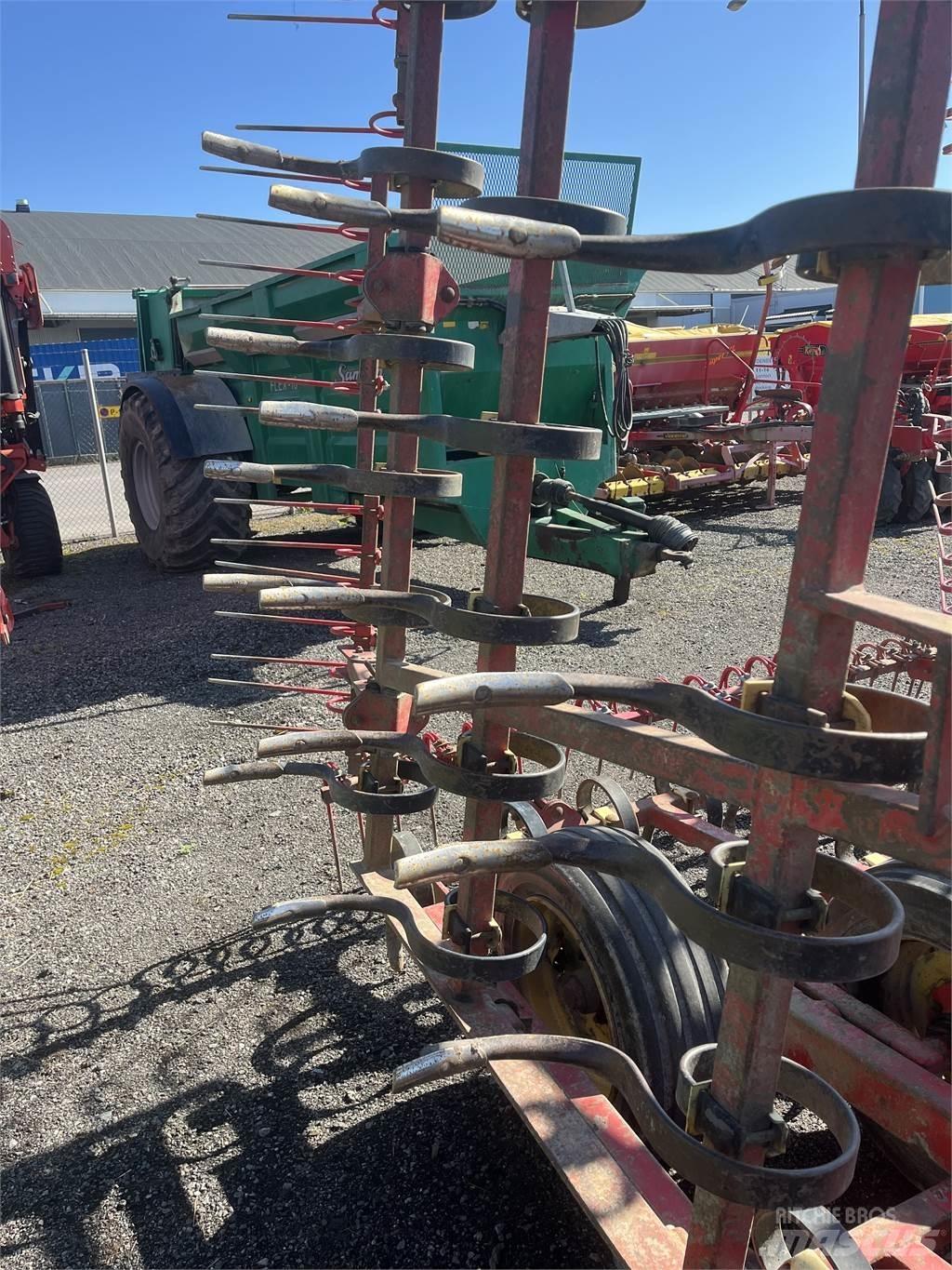 Väderstad NZ Harrows