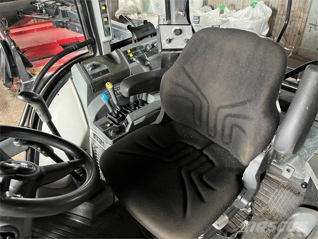 Valtra 170CH Tractors