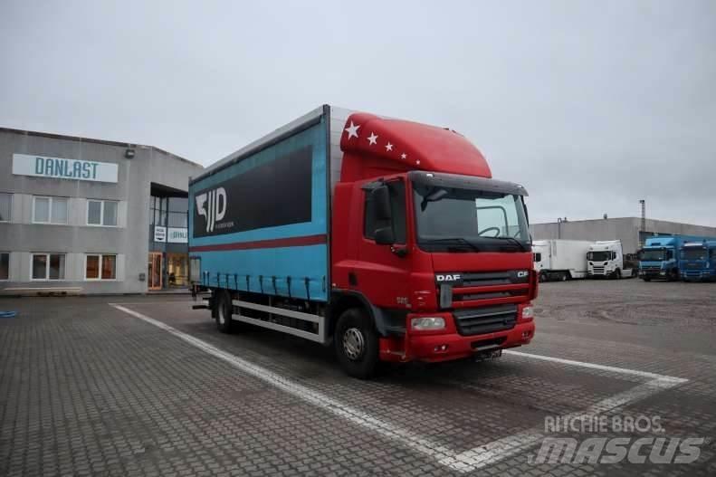 DAF CF 75-360 FA Curtainsider trucks