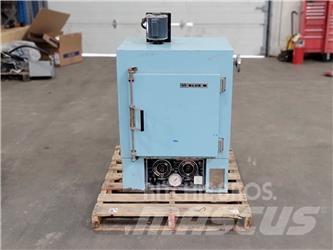 Blue M OV-560A-2 Construction - Others
