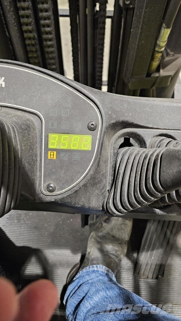 Clark TMX25 Construction - Others
