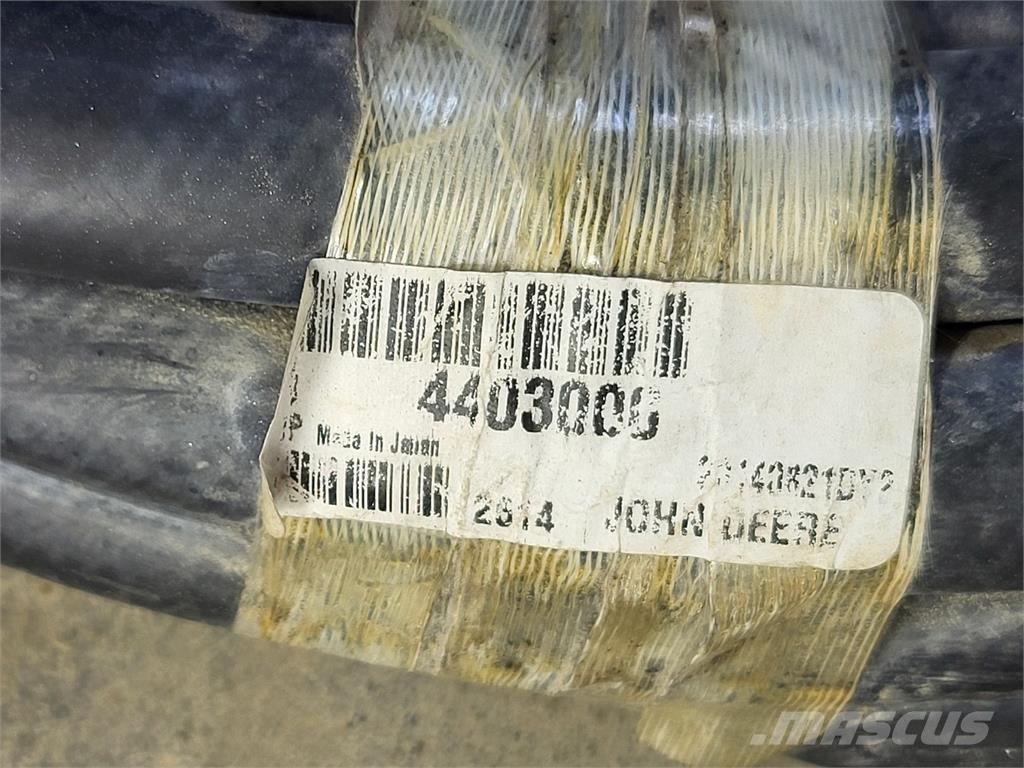 Hitachi 4403000 Other components