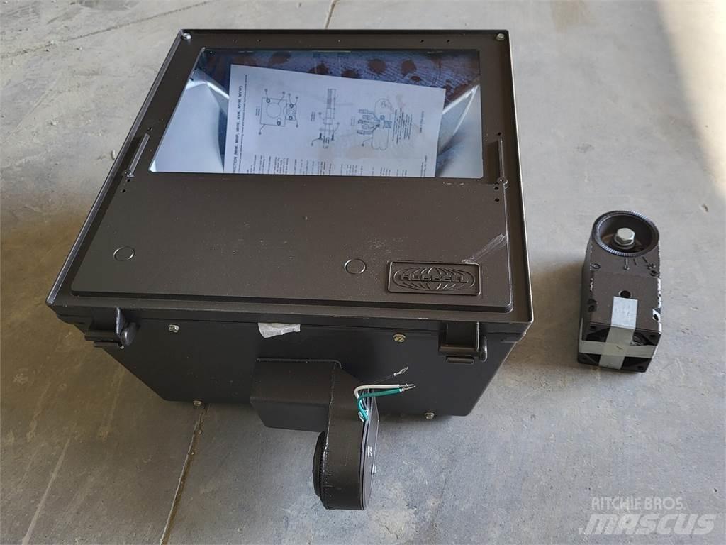  HUBBELL MVK-0400S-266 Other components