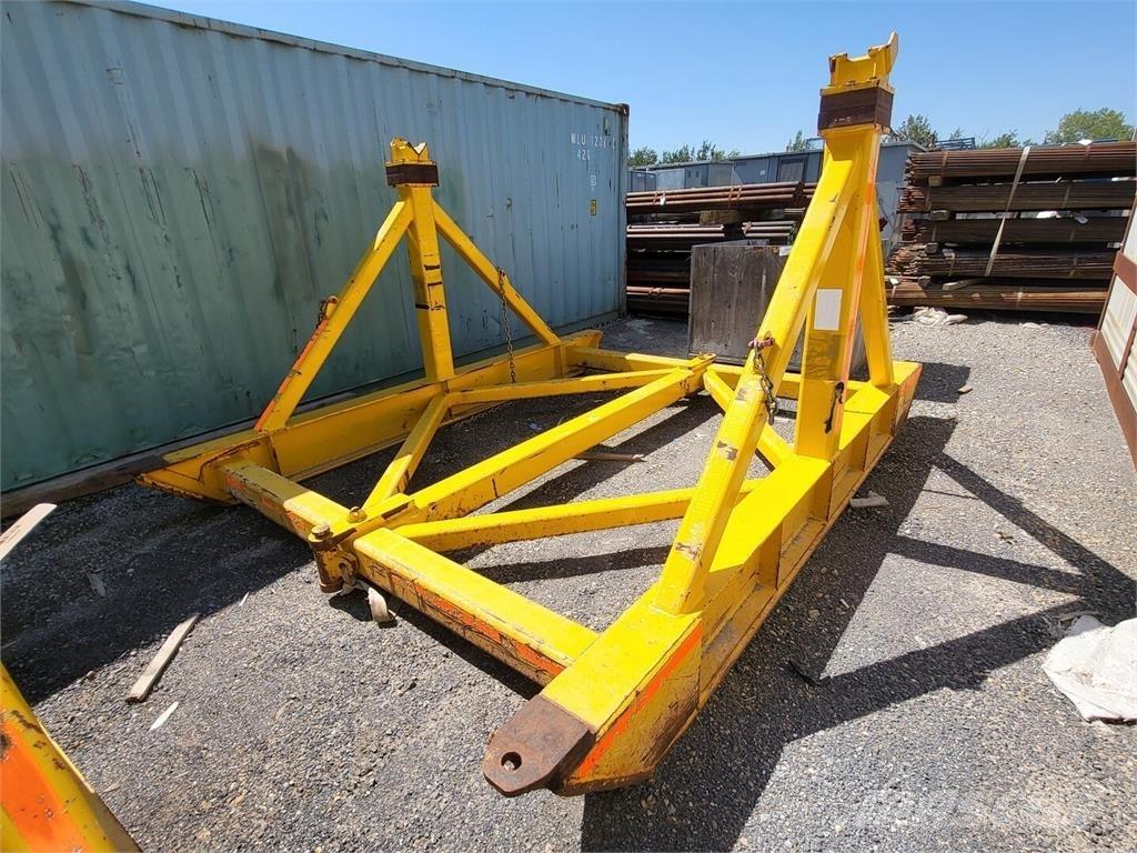  KINGLAND FREIGHTLINER Construction - Others