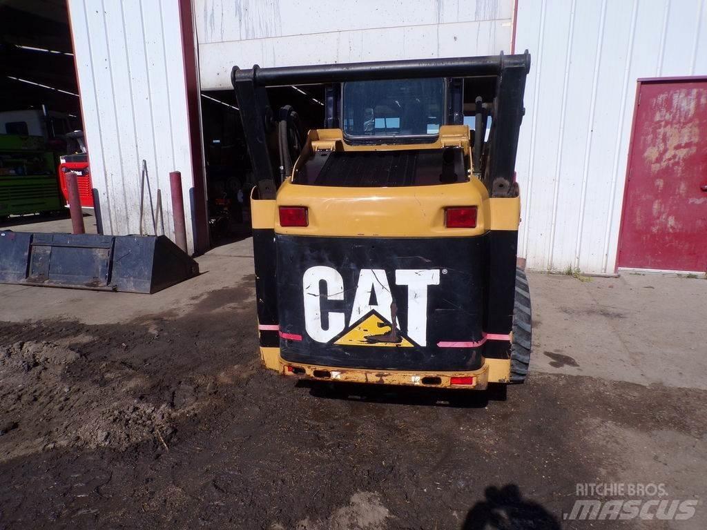 CAT 232 Skid steer loaders