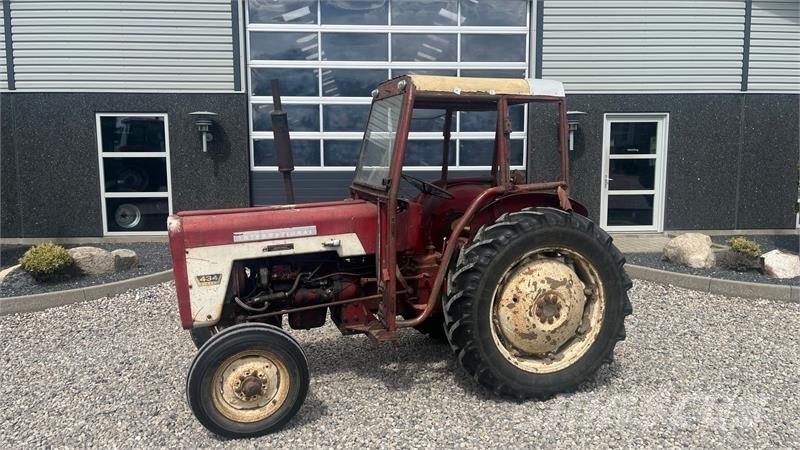 IH 434 Tractors