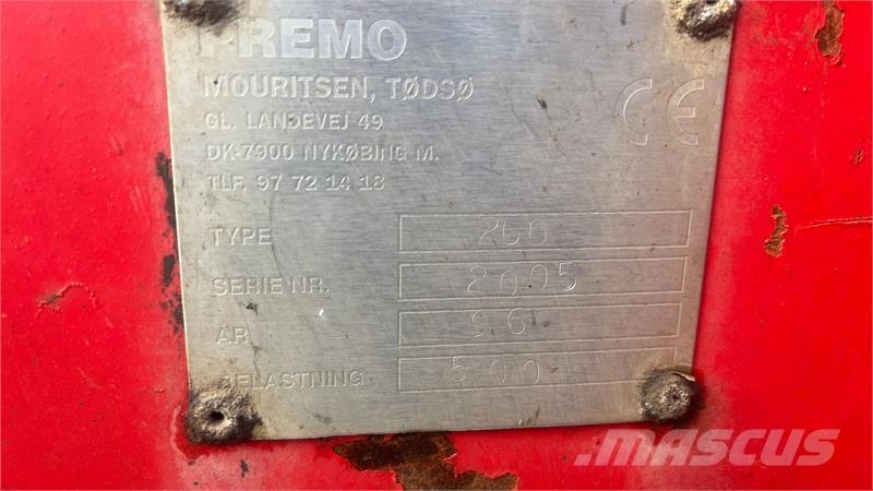  Premo 200 Other tractor accessories