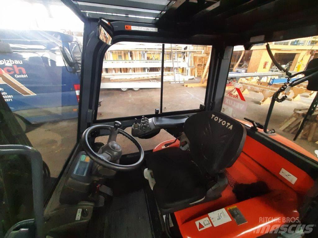 Toyota 7FBMF35 Electric forklift trucks