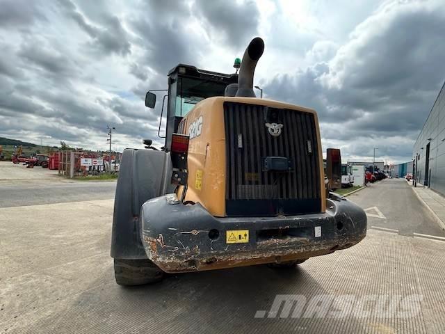 CASE 821g Construction - Others