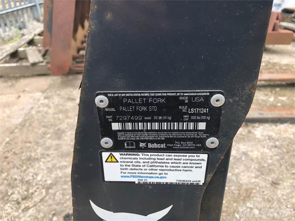  Pallet Forks Skid steer loaders