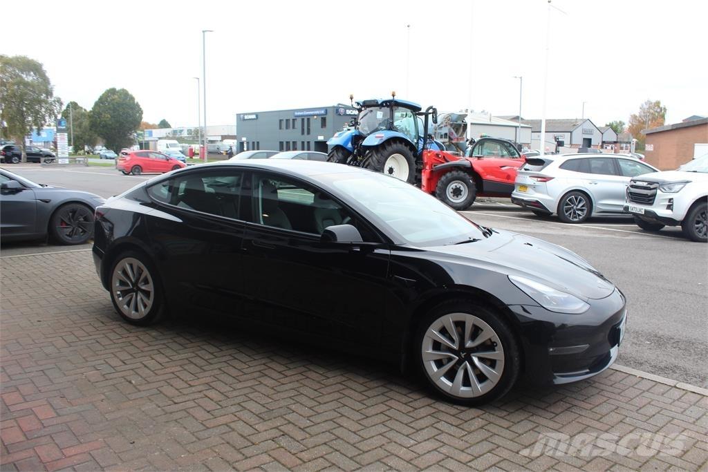 Tesla Model 3 Pick up/Dropside