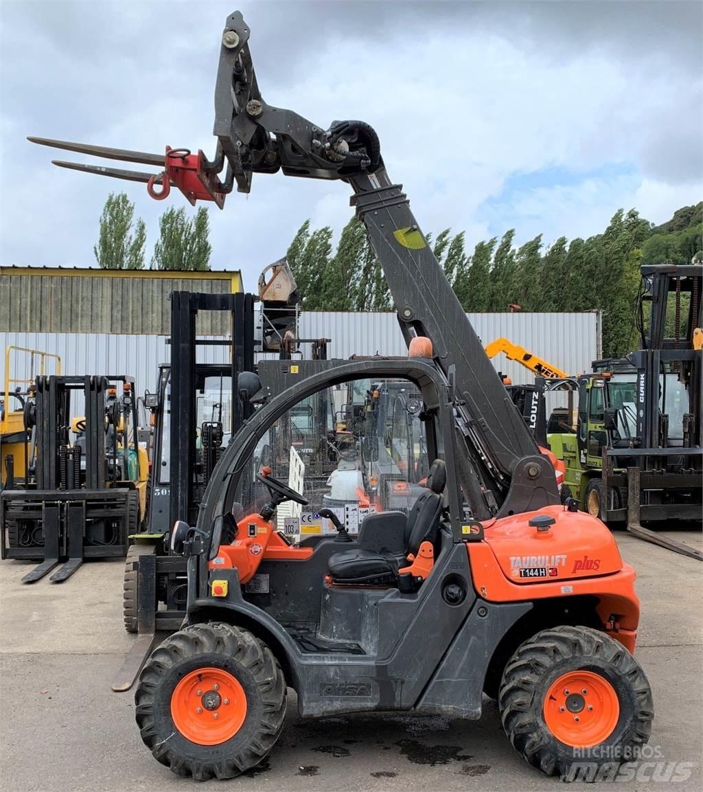 Ausa T144H Plus Telehandlers for agriculture