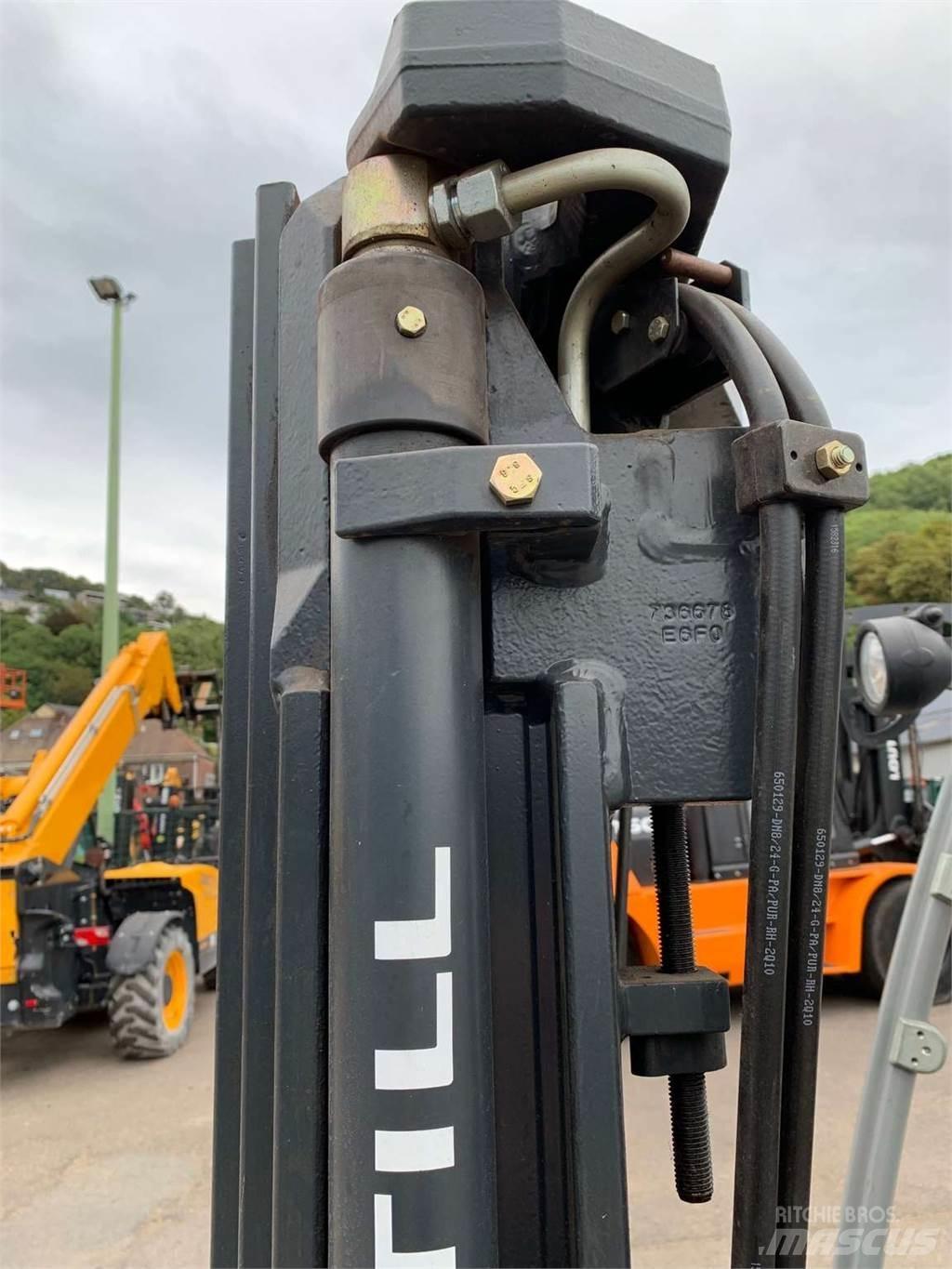 Still RX60-25 Forklift trucks - others