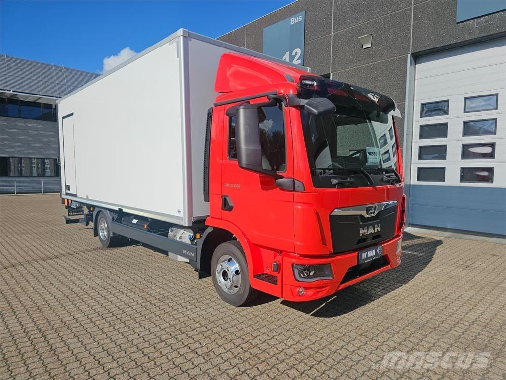 MAN TGL 8.220 Box body trucks
