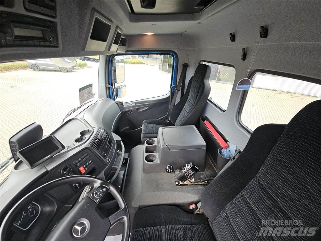 Mercedes-Benz Atego 1224 Cable lift demountable trucks