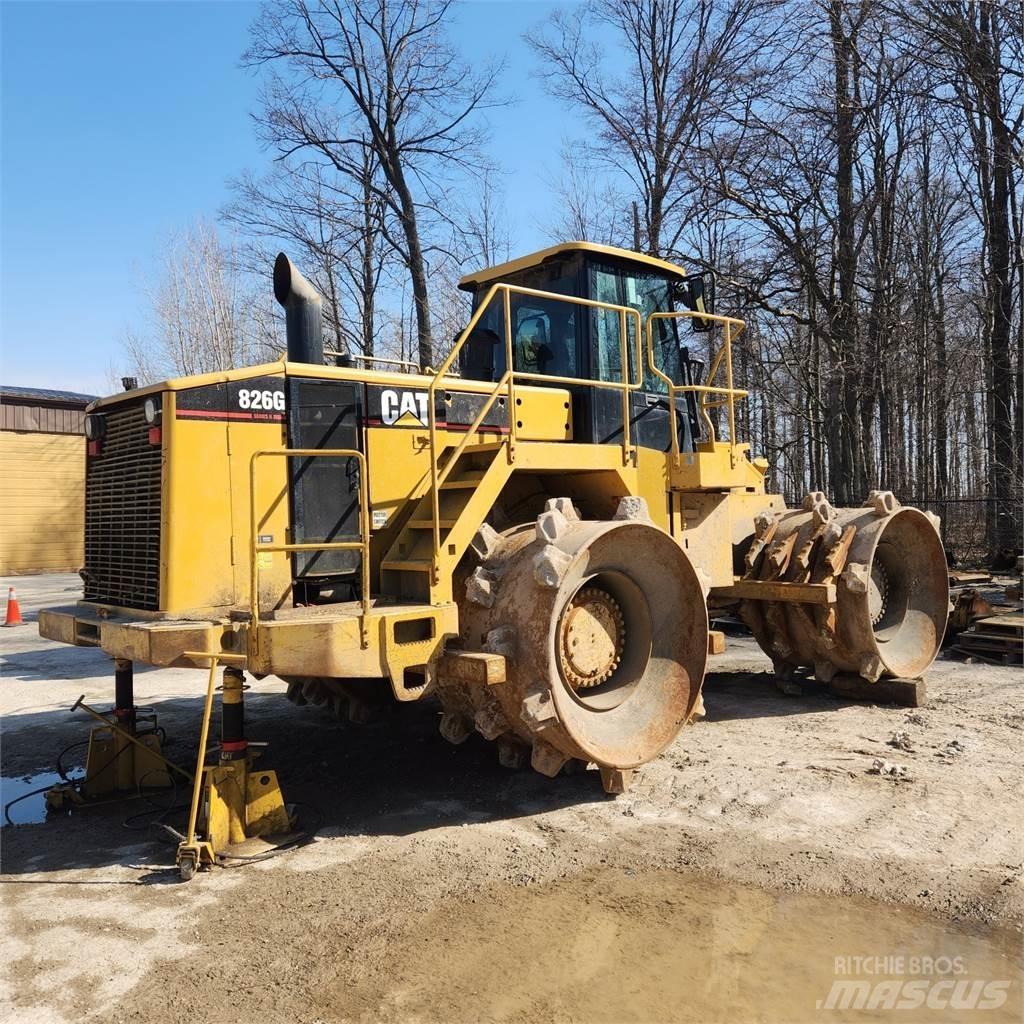 CAT 826G II Construction - Others