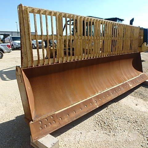 CAT 826K Construction - Others