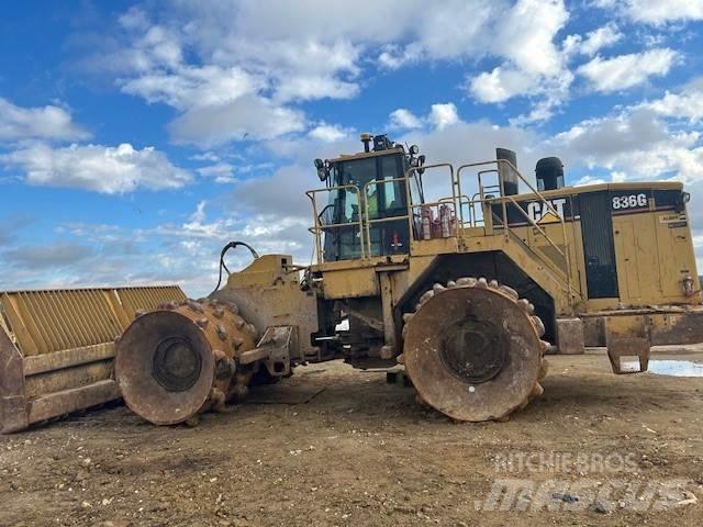 CAT 836G Construction - Others