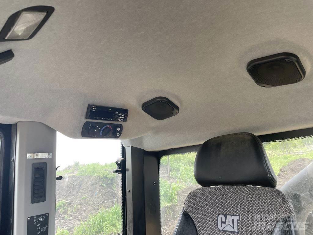 CAT 963K Construction - Others