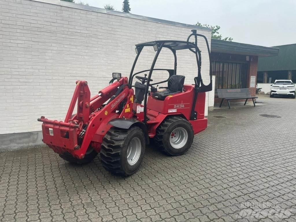 Schäffer 2434 Mini loaders