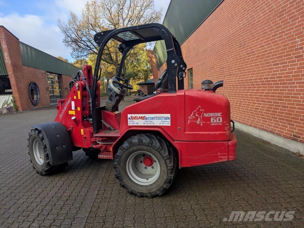 Schäffer Nordic 60 Mini loaders