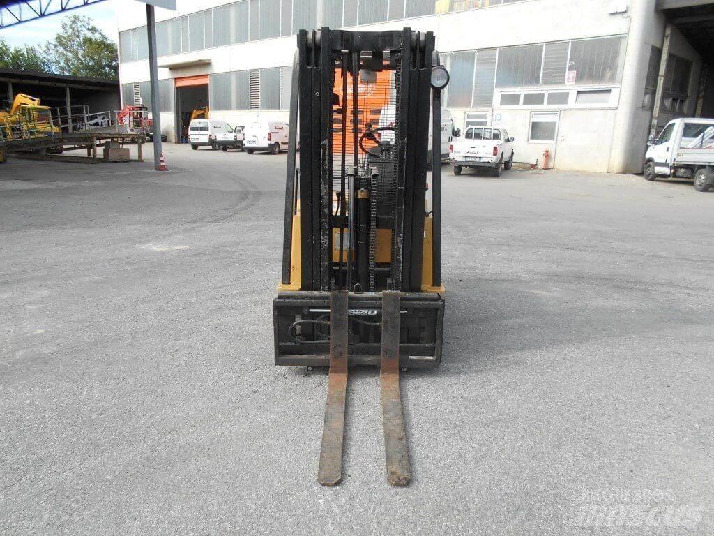 CAT F35 Electric forklift trucks