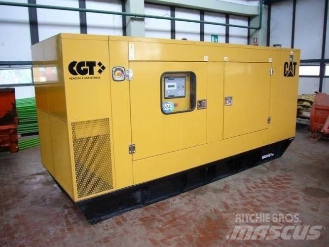 CAT GEH275 Light towers