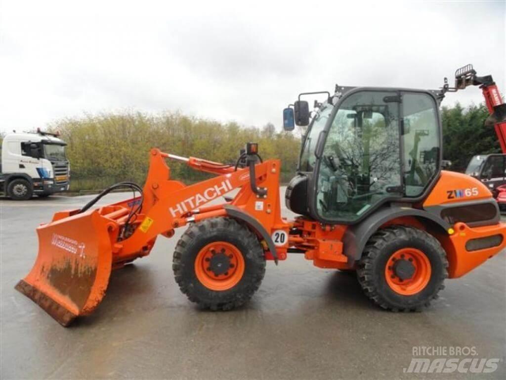 Hitachi ZW 65 Snow blades and plows