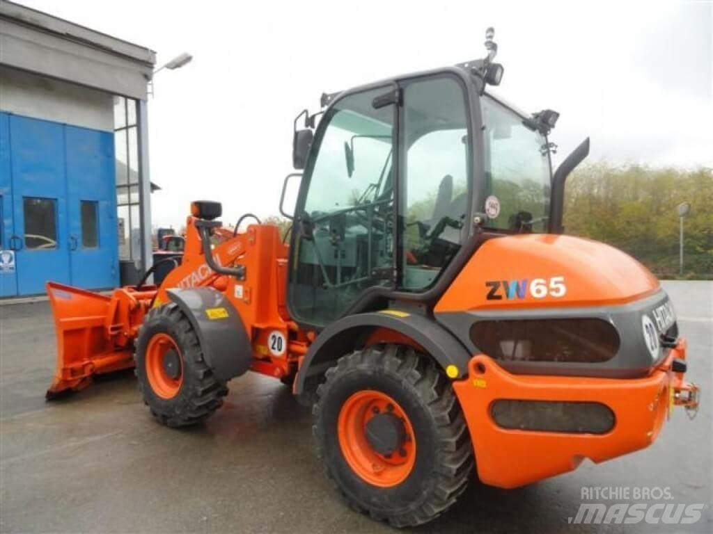 Hitachi ZW 65 Snow blades and plows