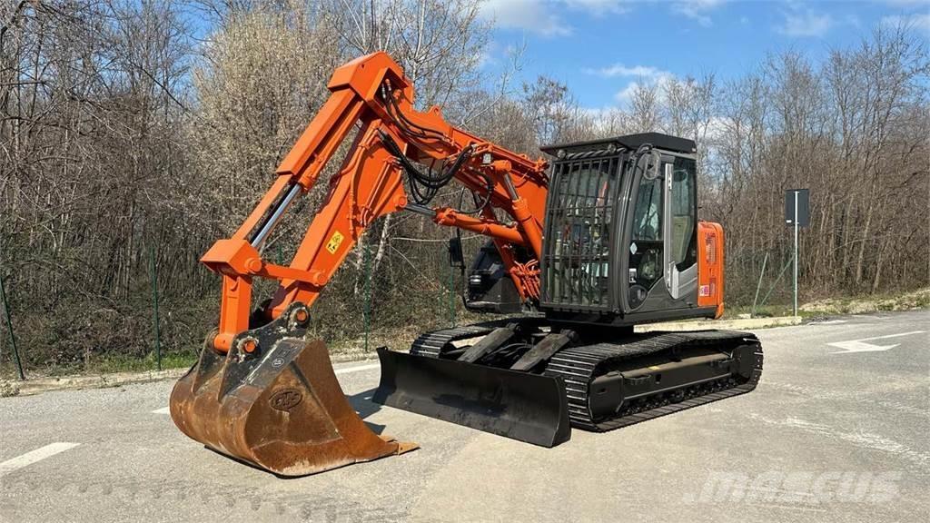 Hitachi ZX135US-3 Midi excavators  7t - 12t