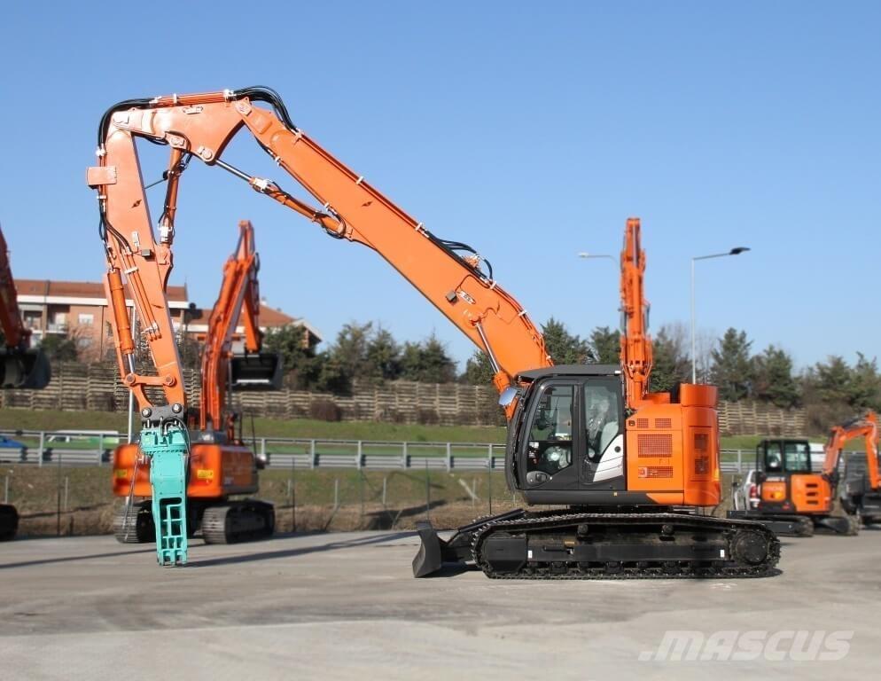 Hitachi ZX225USLC-6 Crawler excavators