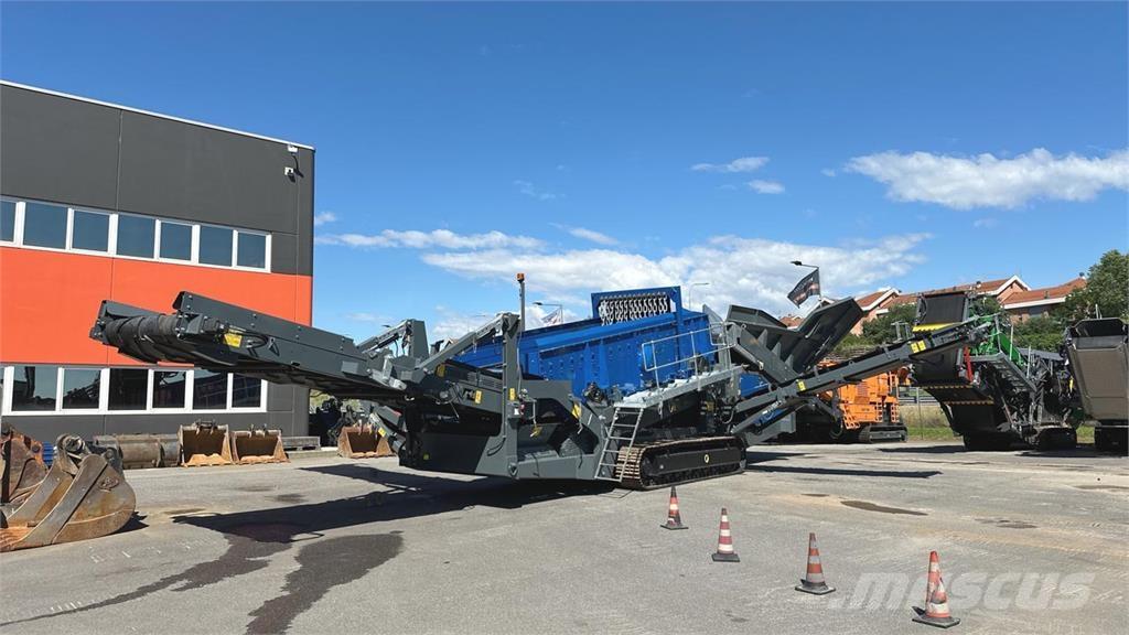 Rubble Master HS11000M Waste sorting equipment