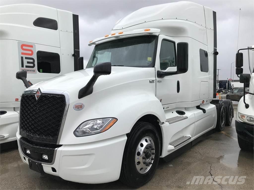 International LT Tractor Units