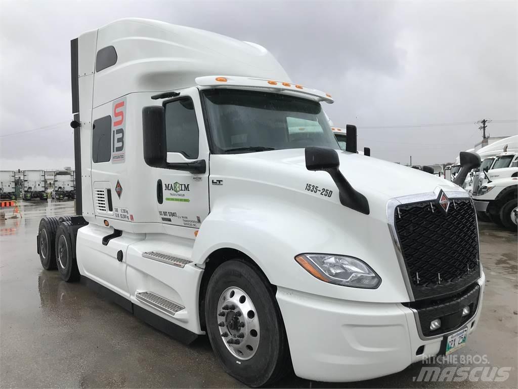 International LT Tractor Units