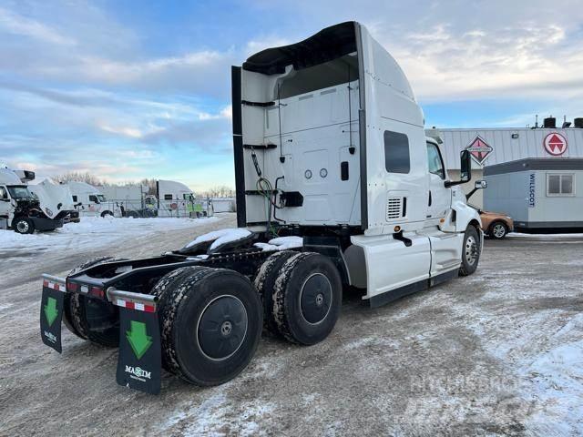 International LT Tractor Units