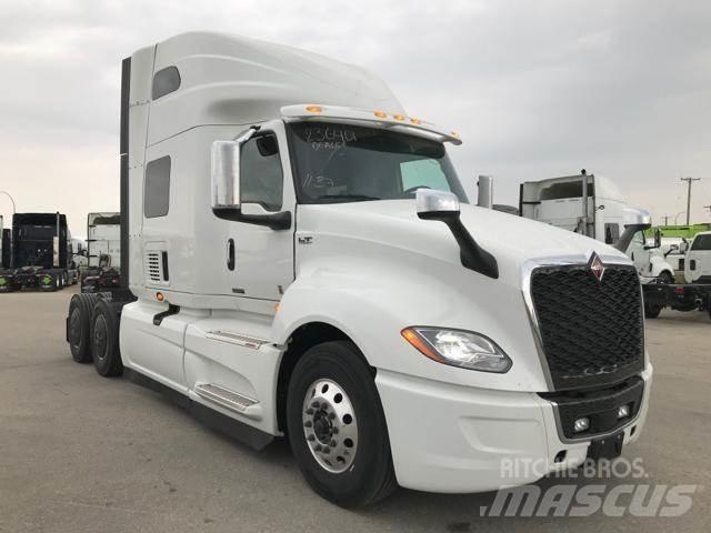 International LT Tractor Units
